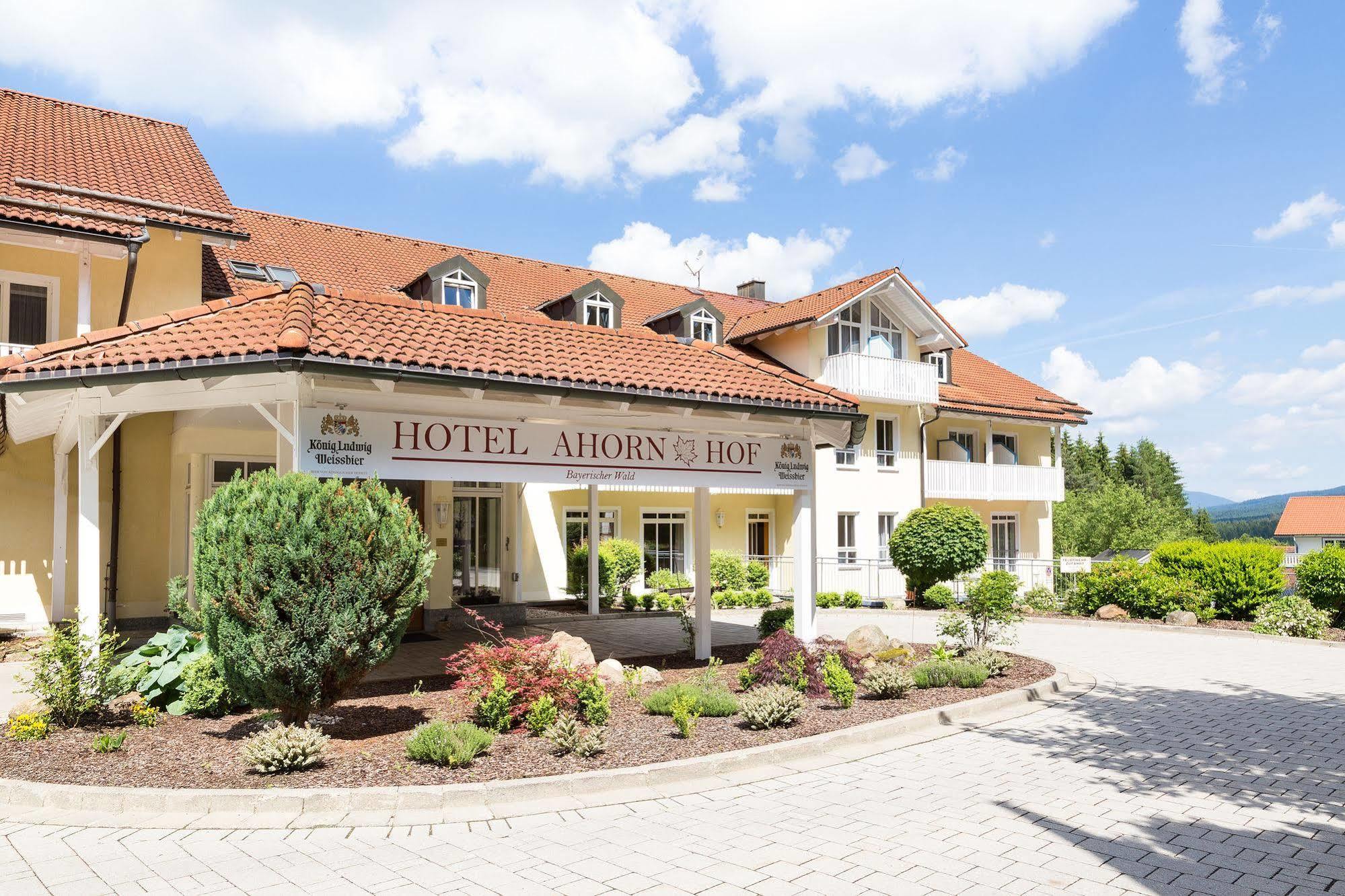 Hotel Ahornhof Lindberg Exterior photo
